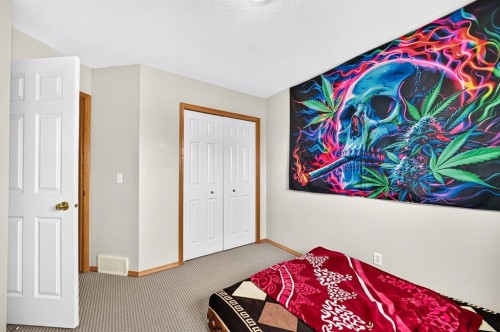 145 Martinvalley Crescent Ne, Calgary, AB 