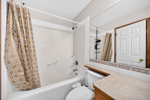 145 Martinvalley Crescent Ne, Calgary, AB 