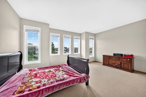 145 Martinvalley Crescent Ne, Calgary, AB 
