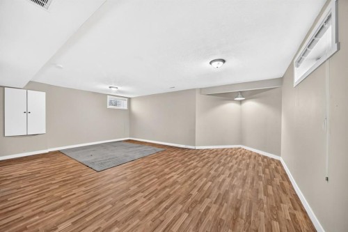 145 Martinvalley Crescent Ne, Calgary, AB 