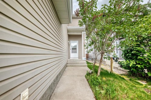 145 Martinvalley Crescent Ne, Calgary, AB 