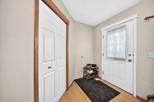 145 Martinvalley Crescent Ne, Calgary, AB 