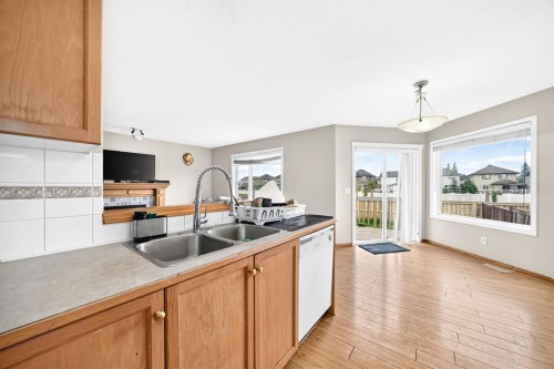 145 Martinvalley Crescent Ne, Calgary, AB 