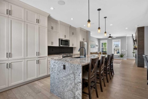 235 Evanscrest Way Nw, Calgary, AB 