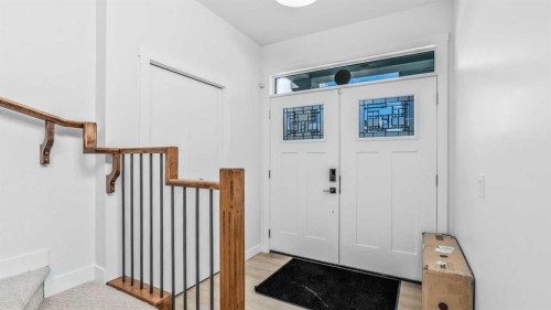18 Clearwater Lane, Chestermere, AB 