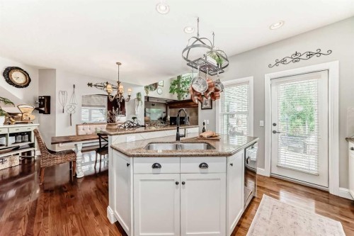 12 Chapala Heath Se, Calgary, AB 