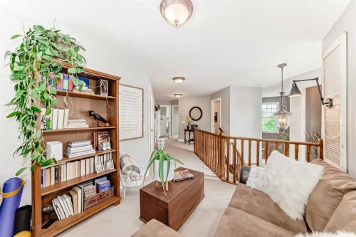 12 Chapala Heath Se, Calgary, AB 