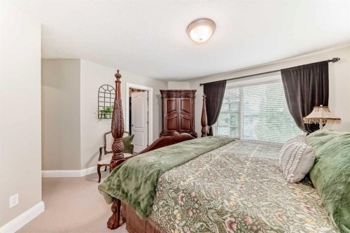 12 Chapala Heath Se, Calgary, AB 