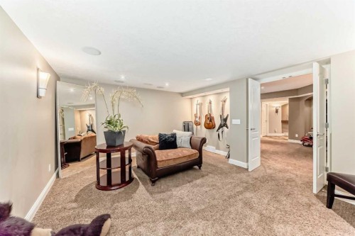 12 Chapala Heath Se, Calgary, AB 