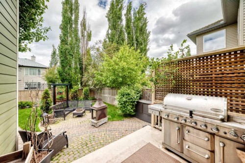 12 Chapala Heath Se, Calgary, AB 