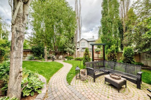 12 Chapala Heath Se, Calgary, AB 