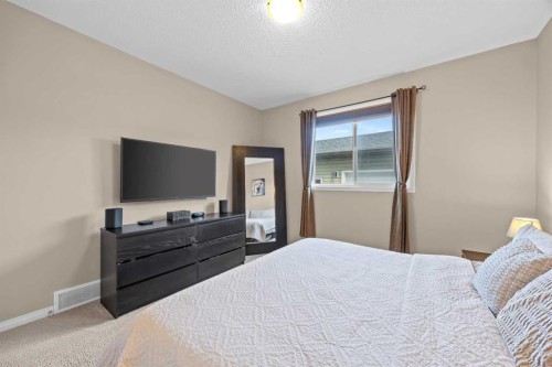 70 Auburn Crest Green Se, Calgary, AB 