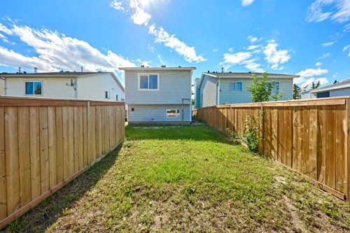 20 Erin Ridge Court Se, Calgary, AB 