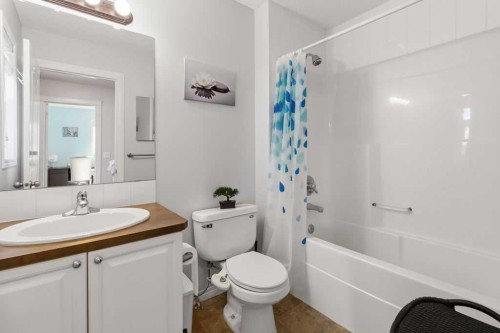 156 Silverado Range Close Sw, Calgary, AB 