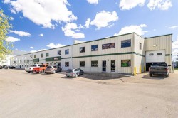 5-7948 51 Street SE Calgary, AB T2C 4R2