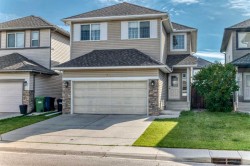 38 Everwoods Link SW Calgary, AB T2Y 5G5