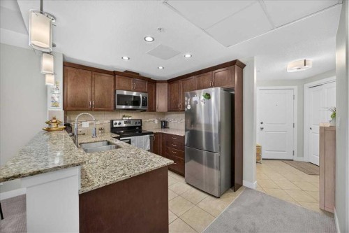 107-16 Varsity Estates Circle Nw, Calgary, AB 