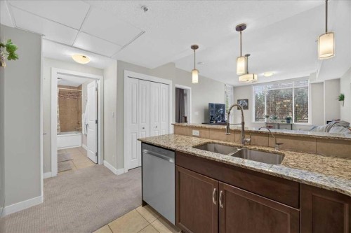 107-16 Varsity Estates Circle Nw, Calgary, AB 