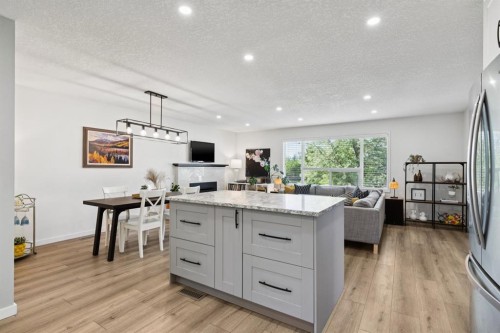 716 Cantree Road Sw, Calgary, AB 