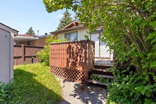 4739 Rundlewood Road Ne, Calgary, AB 