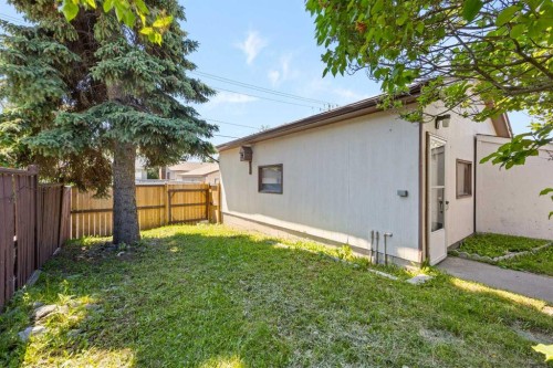 4739 Rundlewood Road Ne, Calgary, AB 