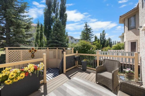 43 Hampstead Close Nw, Calgary, AB 