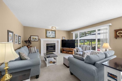 43 Hampstead Close Nw, Calgary, AB 