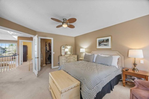 43 Hampstead Close Nw, Calgary, AB 