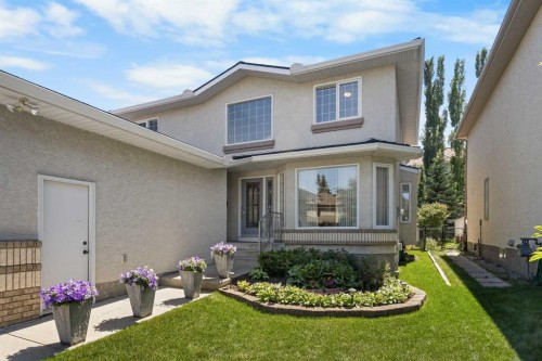 43 Hampstead Close Nw, Calgary, AB 