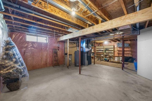 43 Hampstead Close Nw, Calgary, AB 