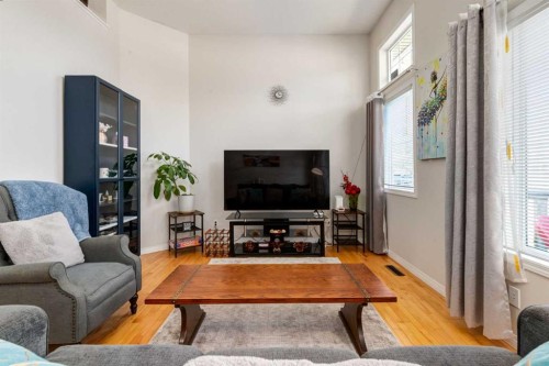 55 Copperfield Court Se, Calgary, AB 