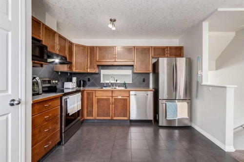 55 Copperfield Court Se, Calgary, AB 