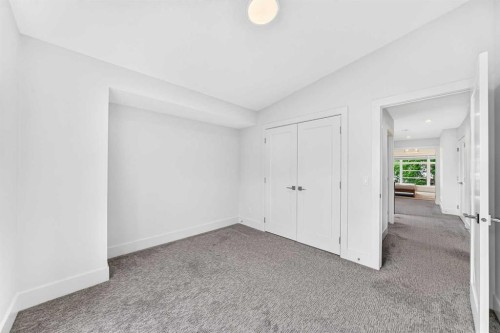 3490 7 Avenue Nw, Calgary, AB 