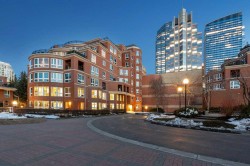 8203-400 Eau Claire Avenue SW Calgary, AB T2P 4X2