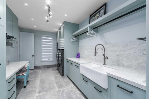 1911 52 Street Nw, Calgary, AB 