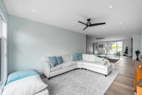 1911 52 Street Nw, Calgary, AB 