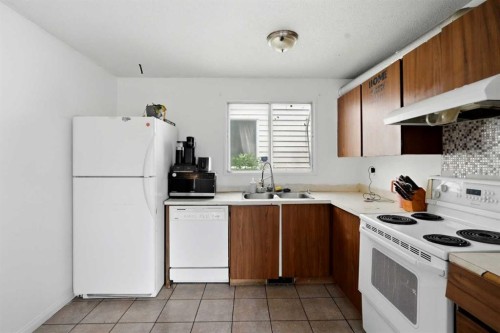 255 Falton Drive Ne, Calgary, AB 