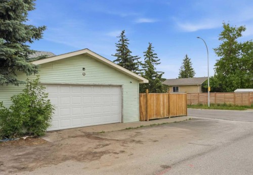 255 Falton Drive Ne, Calgary, AB 