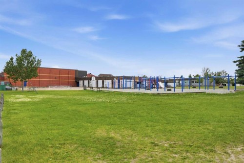 255 Falton Drive Ne, Calgary, AB 