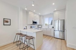7-828 8 Avenue NE Calgary, AB T2E 9E2