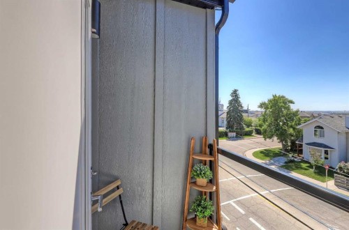 7-828 8 Avenue Ne, Calgary, AB 