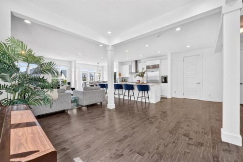 60 Tremblant Terrace Sw, Calgary, AB 