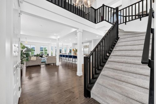 60 Tremblant Terrace Sw, Calgary, AB 