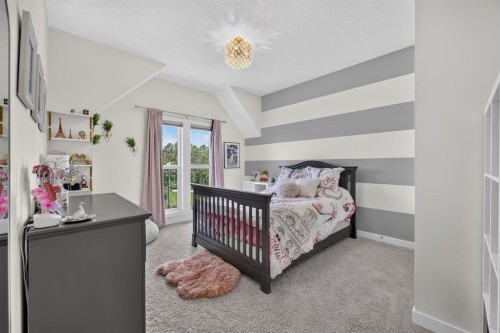 60 Tremblant Terrace Sw, Calgary, AB 