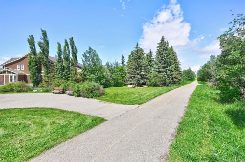 60 Tremblant Terrace Sw, Calgary, AB 