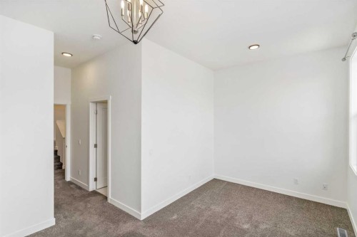 135 Legacy Glen Parade Se, Calgary, AB 