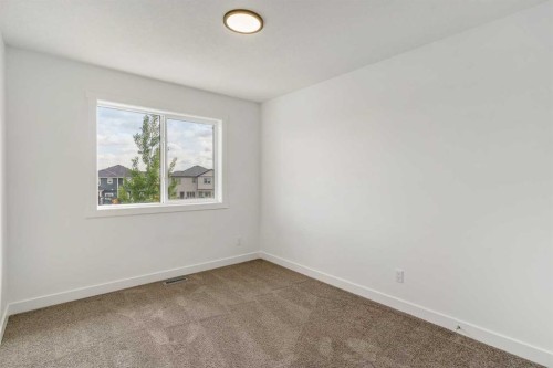 135 Legacy Glen Parade Se, Calgary, AB 