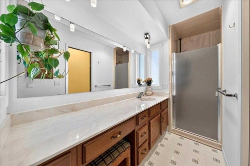 656 Ranchridge Court Nw, Calgary, AB 
