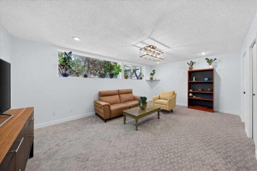 656 Ranchridge Court Nw, Calgary, AB 