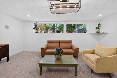 656 Ranchridge Court Nw, Calgary, AB 